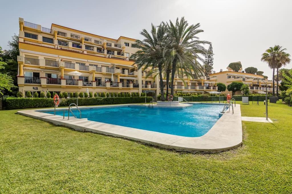 Oleholidays 535 Romana Playa Con Vistas Al Mar Marbella Eksteriør bilde
